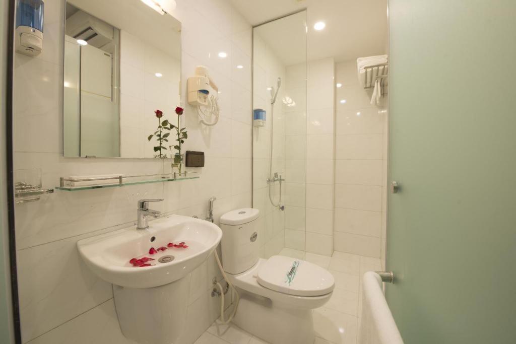 Hanoi Holiday Hotel Luaran gambar